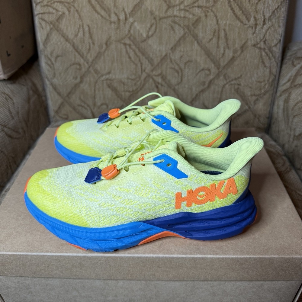 Hoka One One Speedgoat 5 Trail Running Hiking 1134470/CGVO Youth Sizes 4MD EUC!